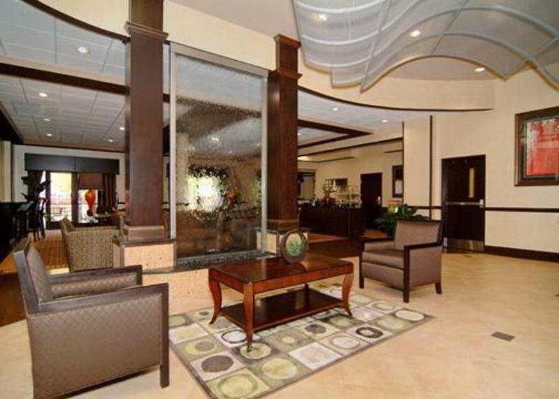 Express & By Ihg Hotel 3*