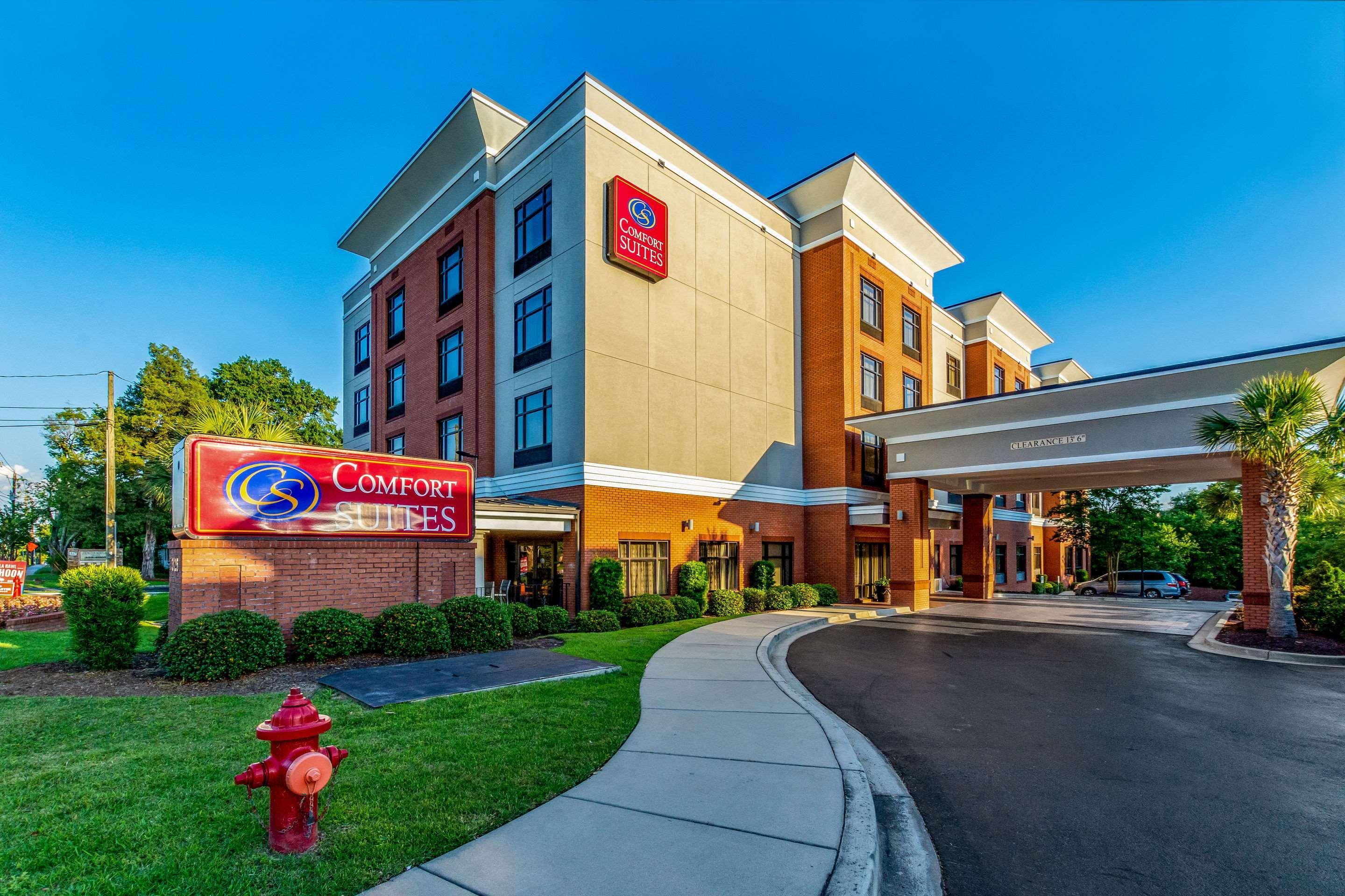 Express & By Ihg Hotel 3*