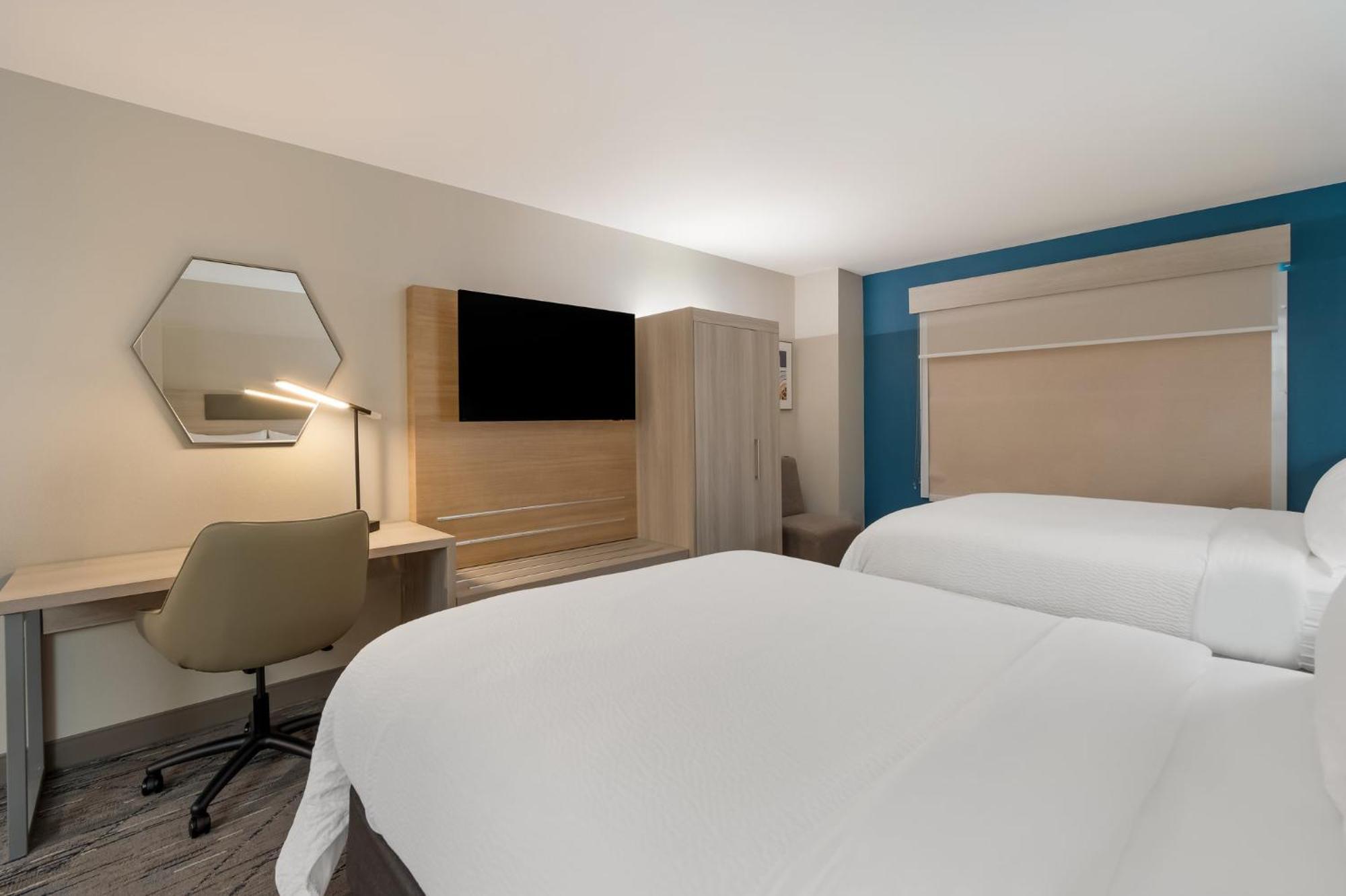 Express & By Ihg Hotel Lexington