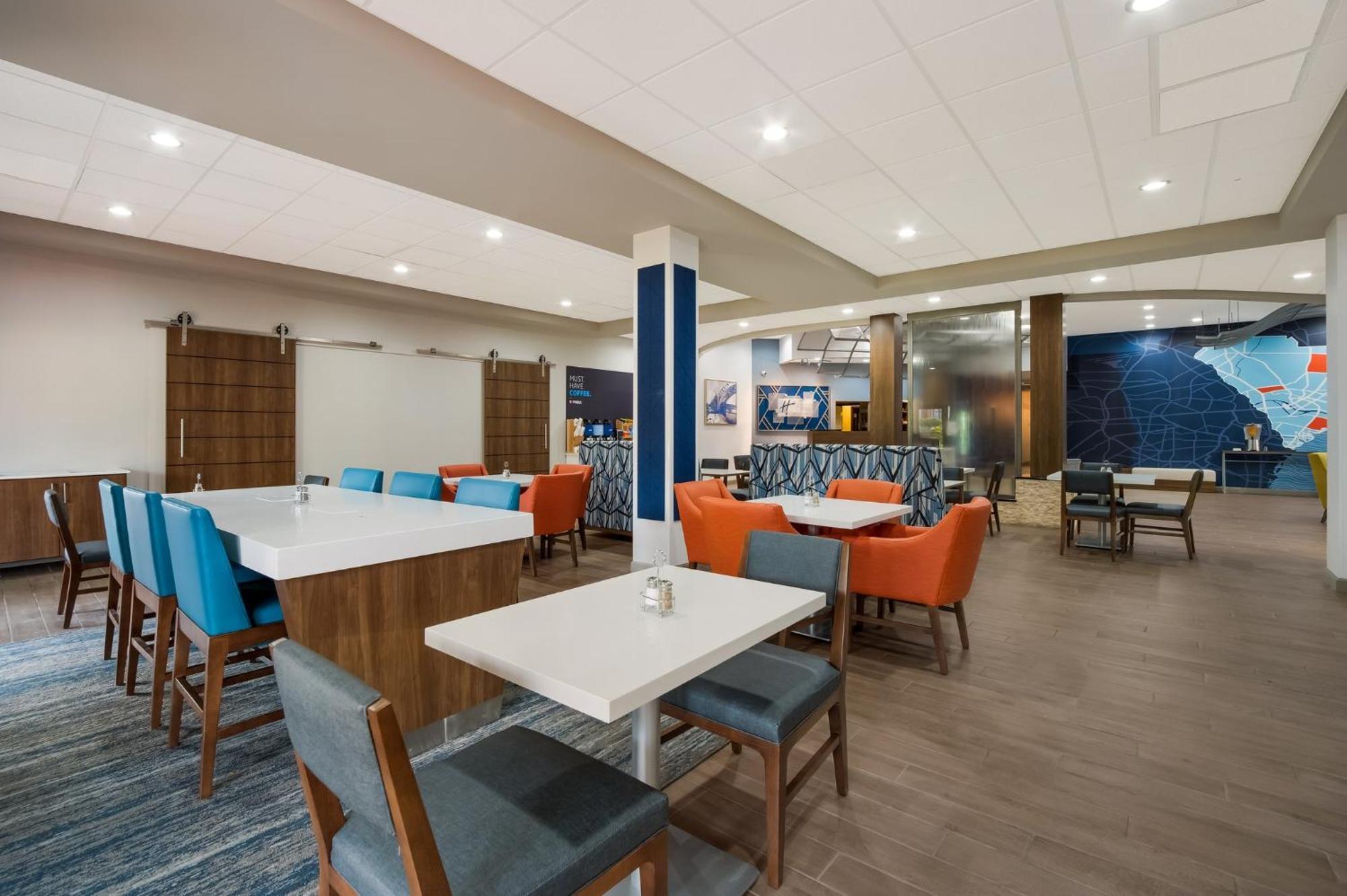 Express & By Ihg Hotel Lexington