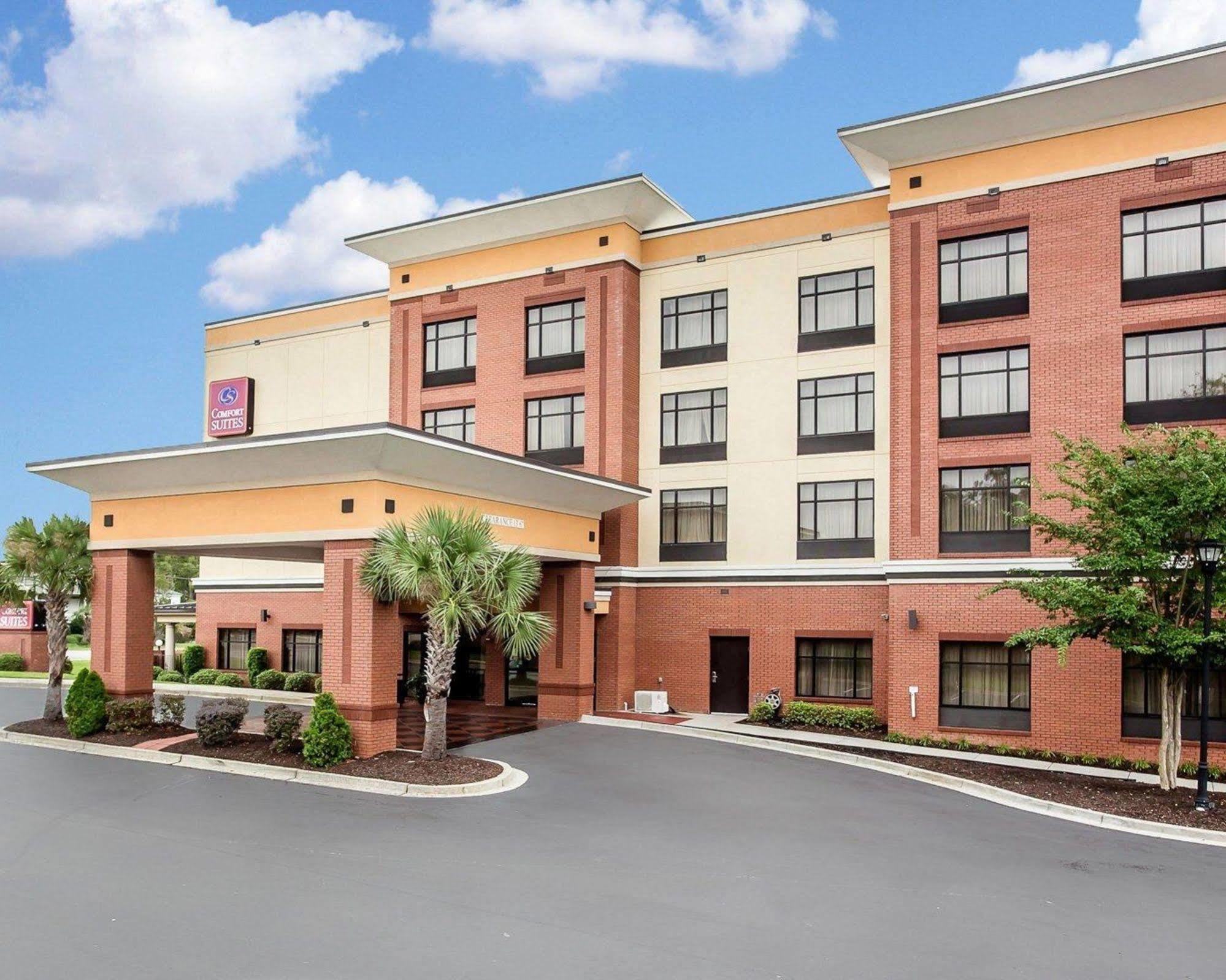 Express & By Ihg Hotel