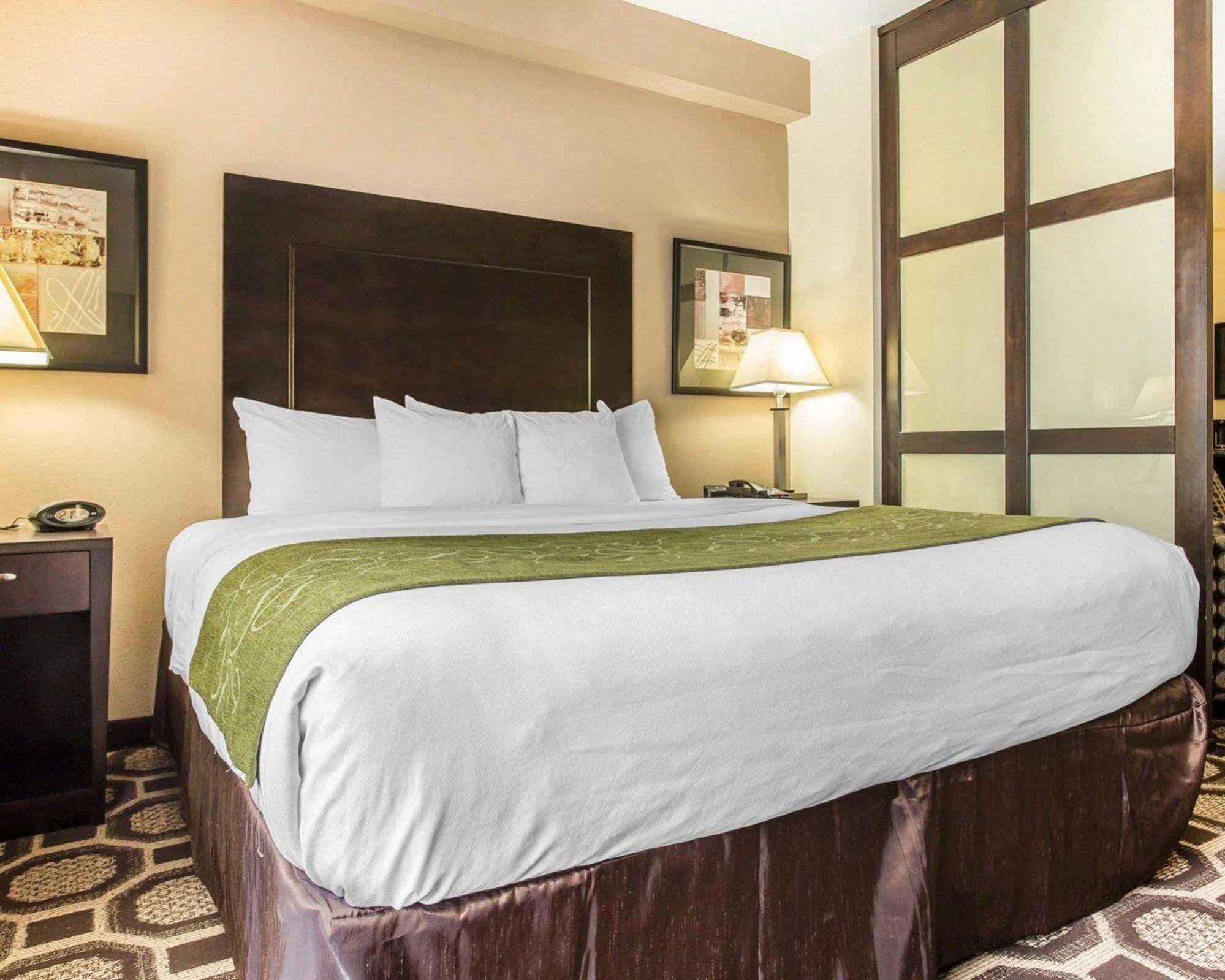 Express & By Ihg Lexington