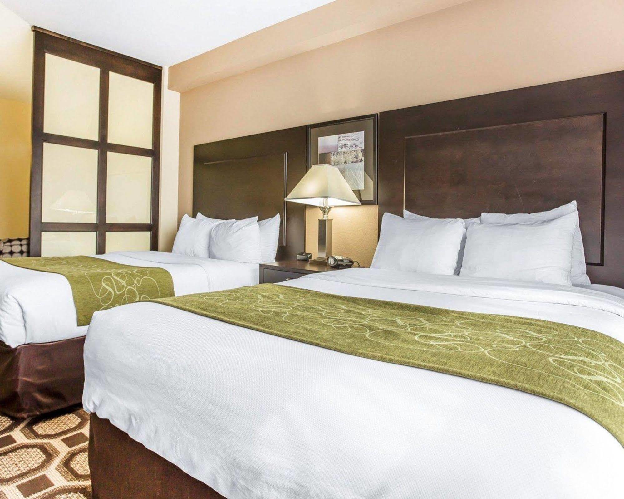 Express & By Ihg Hotel Lexington